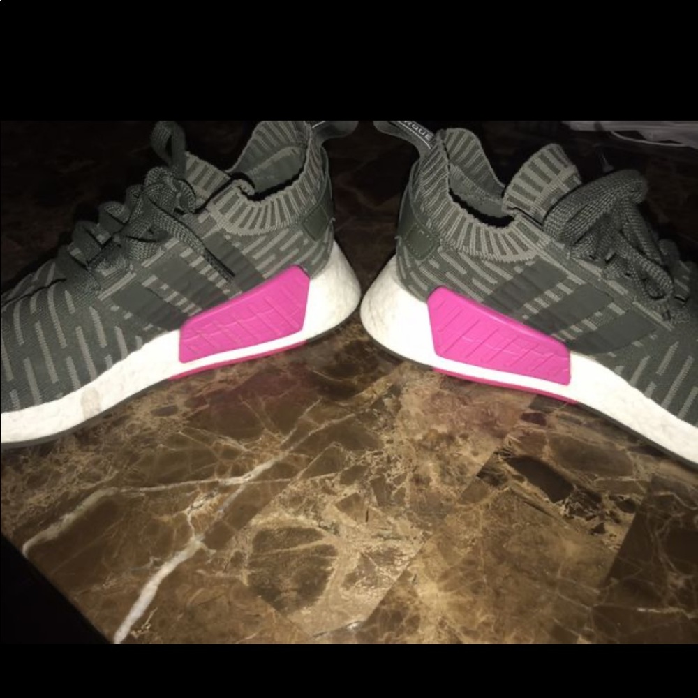 NMD ADIDAS SHOES - Picture 4 of 5